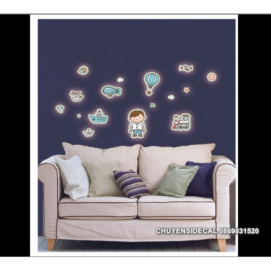 Decal trang trí tường - Bé cùng tương lai - DẠ QUANG