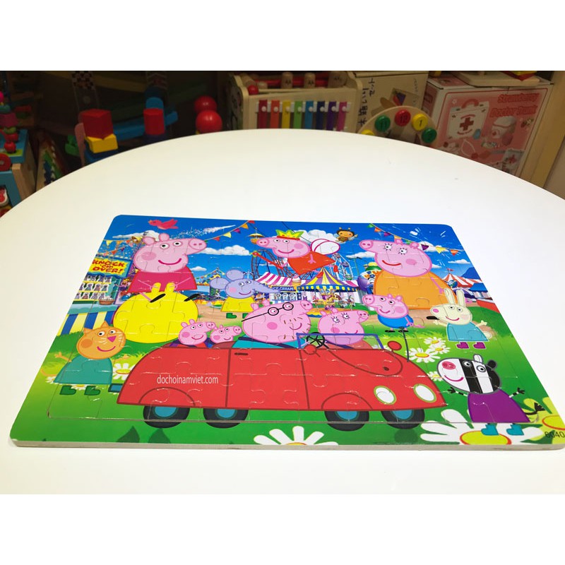 Tranh ghép mảnh các nhân vật hoạt hình heo Peppa