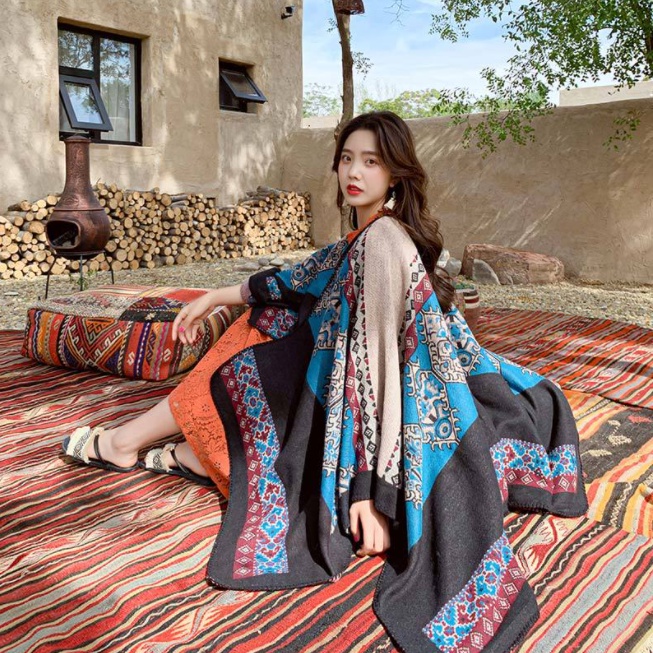 Áo choàng boho thoi thổ cẩm | BigBuy360 - bigbuy360.vn