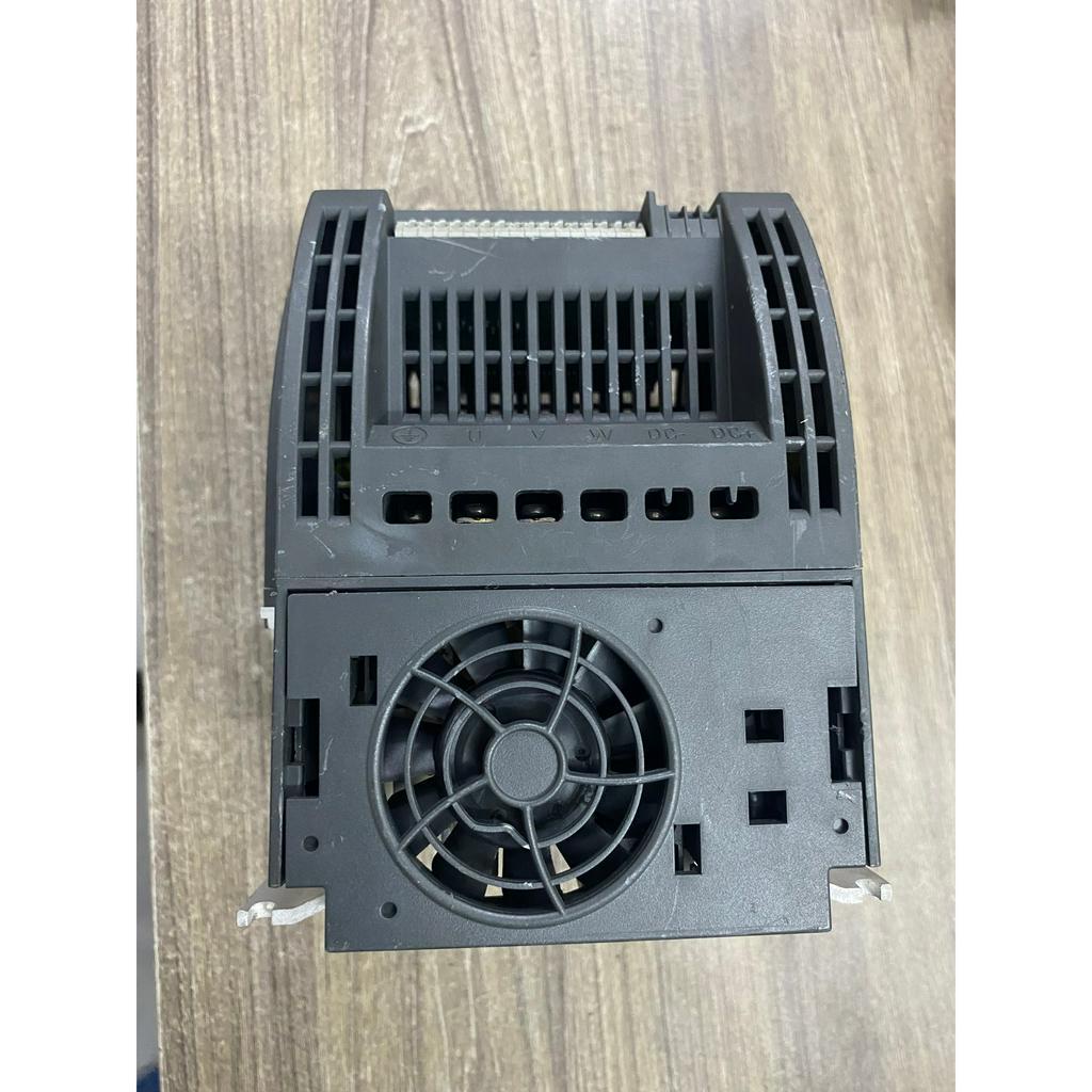 Biến tần SIEMENS  V20  nguồn 380VAC công suất 3.7kW tháo máy