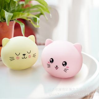 Đèn ngủ silicon đổi màu mẫu mới 2020