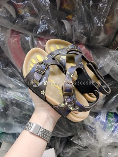 Giày sandals