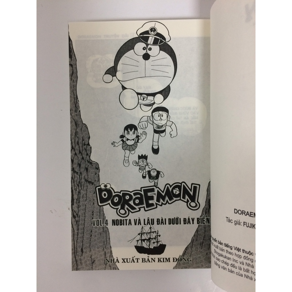Sách: Doraemon truyện dài - Tập 4 - Nobita và lâu đài dưới đáy biển