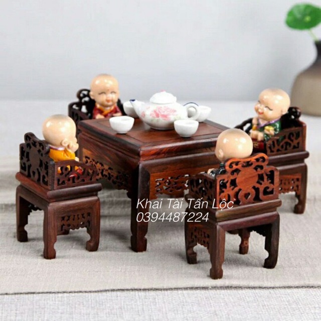 Bộ bàn bát tiên 4 ghế mini bằng gỗ kiểu cổ để trang trí