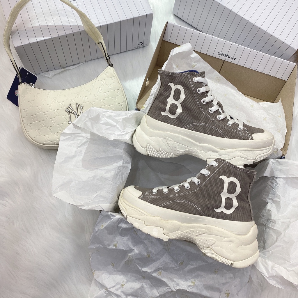 [CHÍNH HÃNG] Giày thể thao Sneaker M.L.B Chunky Canvas cổ cao logo B Red Sox màu Be Xám - CODE: 32SHU1111-43M