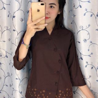 Đồ phật tử - M060 - Bà Lai Nút Bọc Thêu Hoa