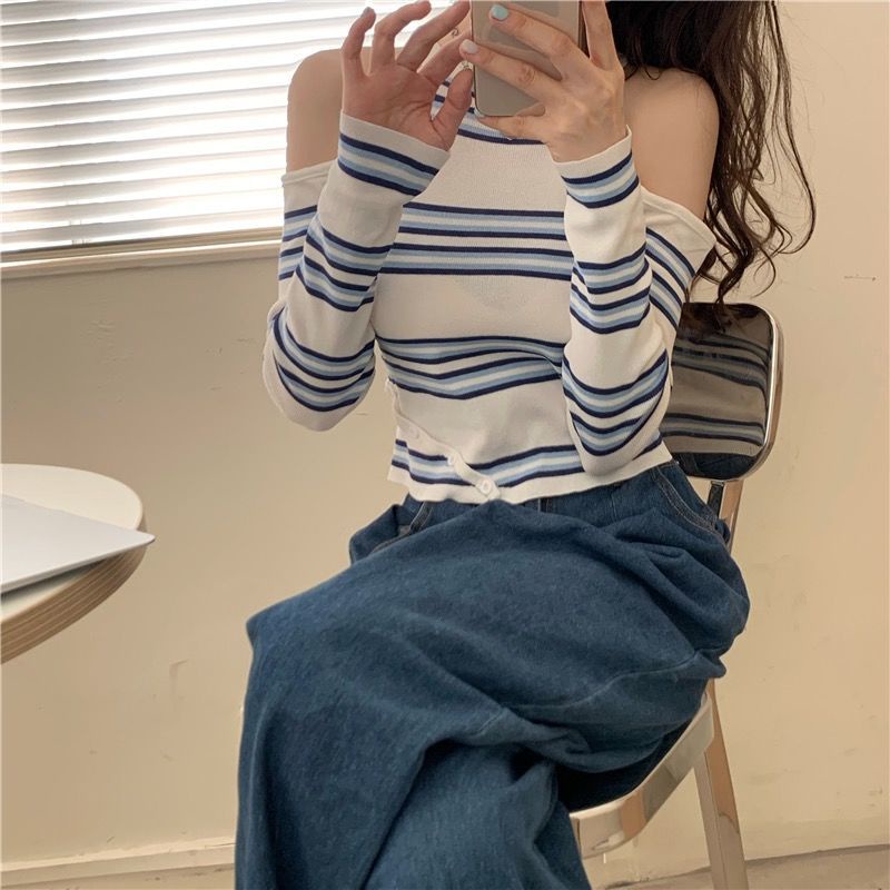 Áo Len Dài Tay Họa Tiết Sọc Ngang Hở Vai Phong Cách Mới Dành Cho Nữ