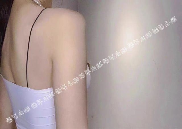 Áo 2 dây - áo bra su ống 2 dây sợi bún dáng croptop phối sọc có đệm ngực