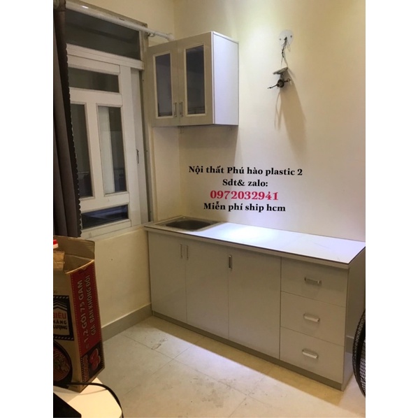 Tủ bếp nhựa Đài Loan mặt đá hoa cương