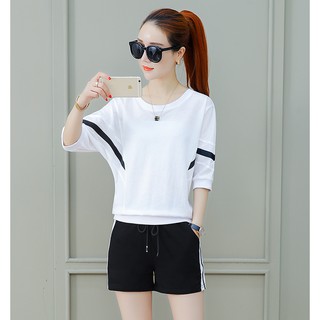 Đồ bộ nữ đi chơi dạo phố phong cách Hàn Quốc