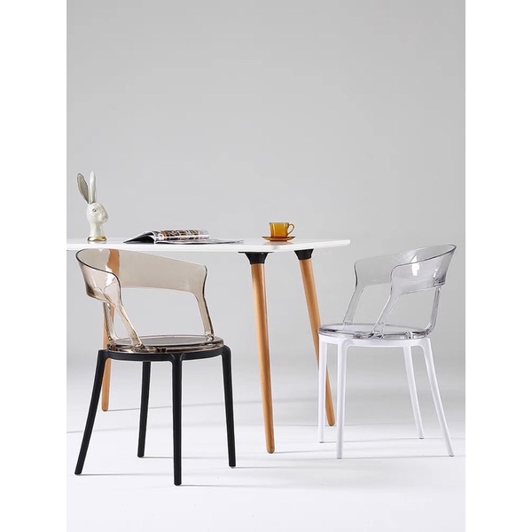 Ghế tựa lựng trong suốt Transparent Chair - Ghế setup quán cafe Bắc Âu