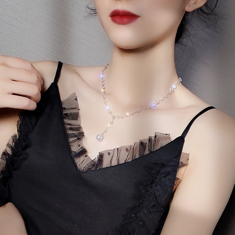 Dây chuyền đính ngọc trai nhân tạo phong cách Hàn Quốc