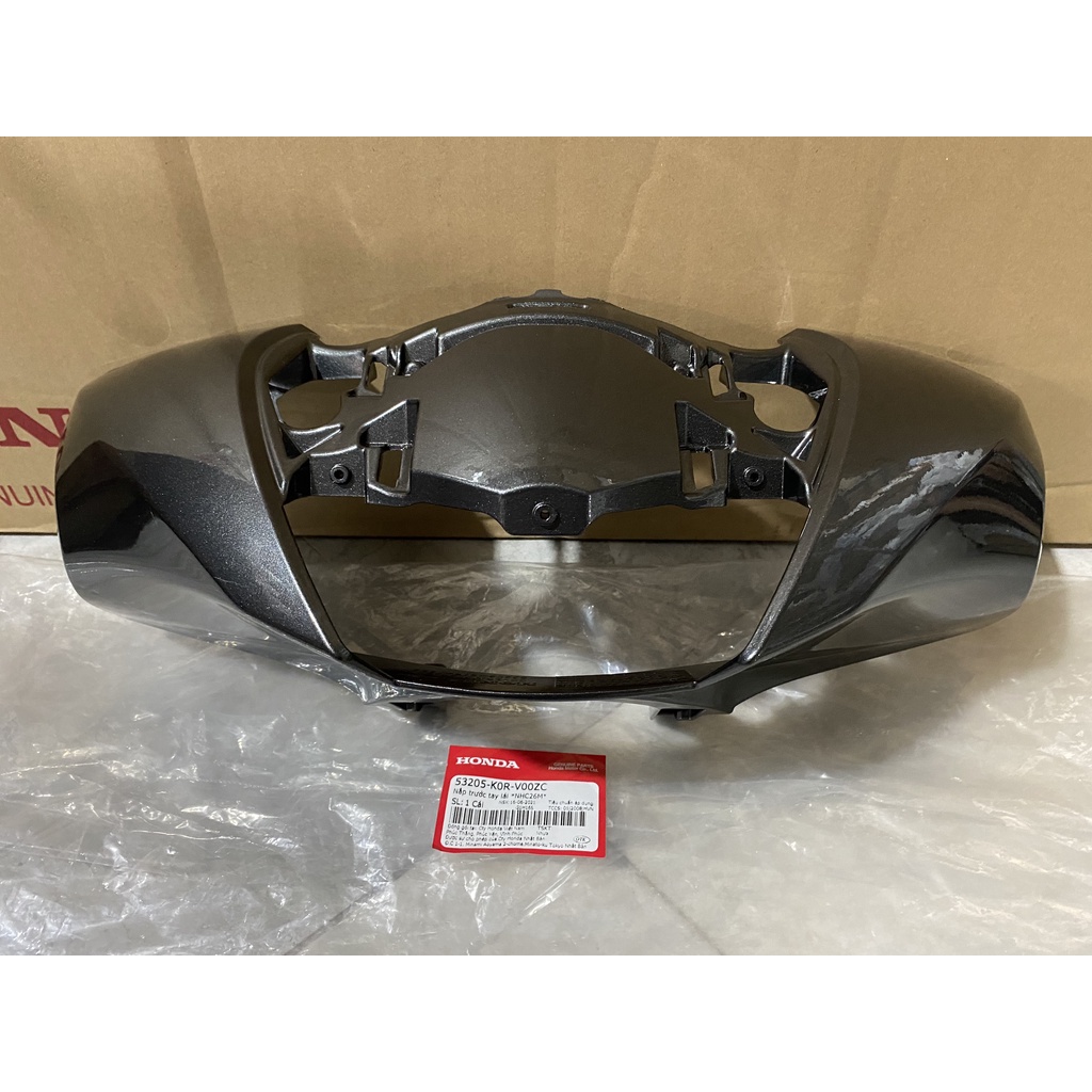 Nắp trước tay lái - bàn thờ HONDA SH 125&150 năm 2020 màu Đen bạc. (53205K0RV00ZC)
