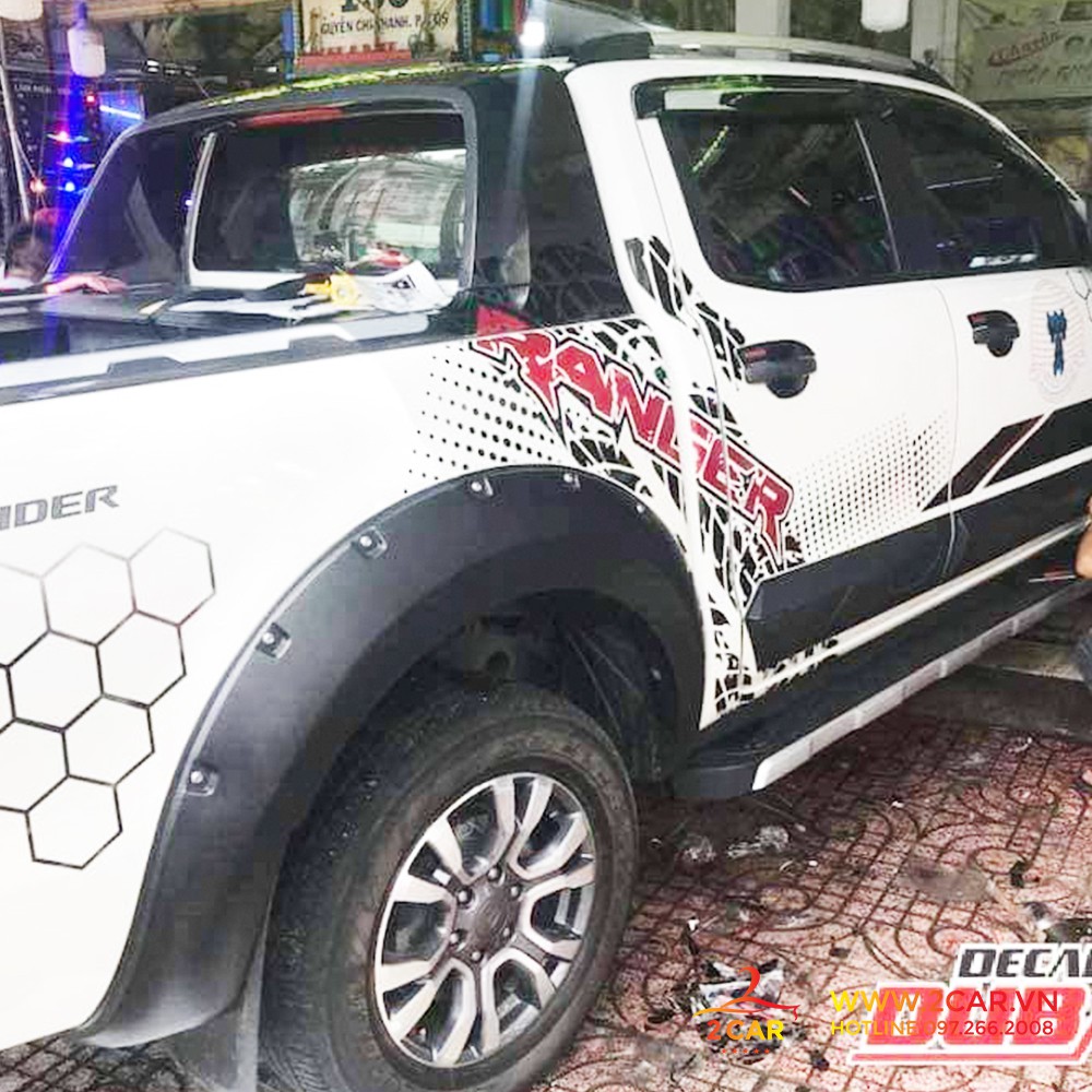 Cua Lốp Ford Ranger 2015-2020, Loại có đinh ốc