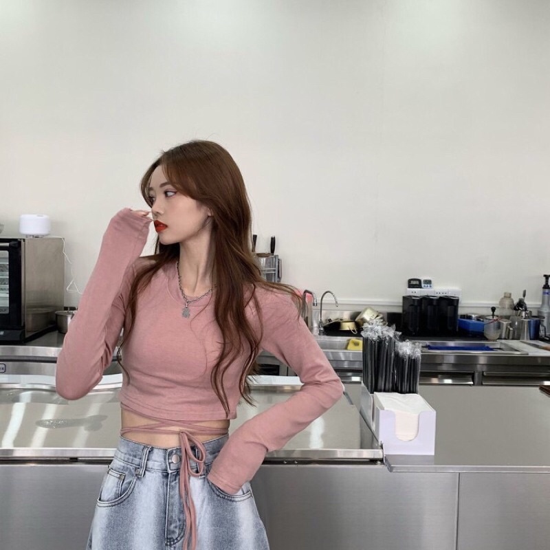 Áo croptop tay dài màu trơn quyến rũ