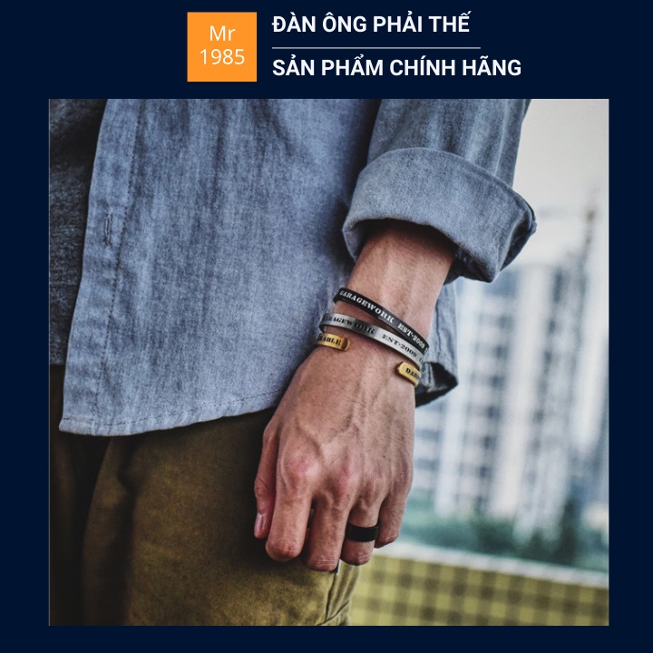 Vòng tay cuff phong cách cổ điển Hồng Kông khắc chữ và số vòng tay cặp đôi cá tính - Mr1985 Đàn Ông Phải Thế