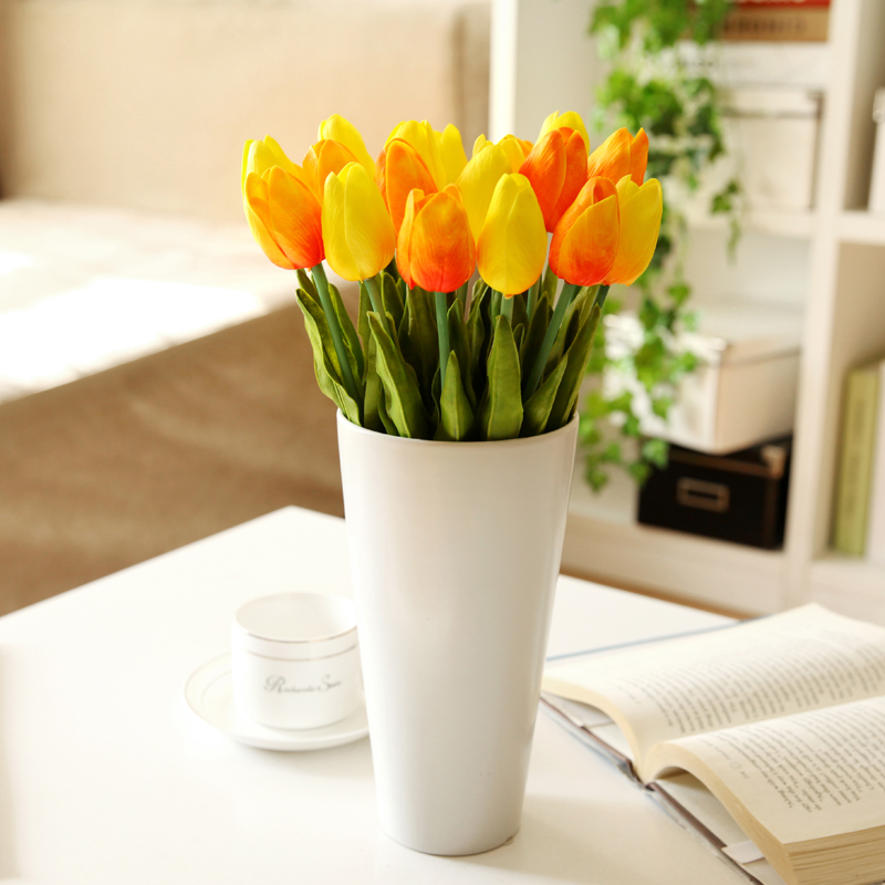 Bó hoa tulip giả trang trí đẹp mắt 10 màu lựa chọn