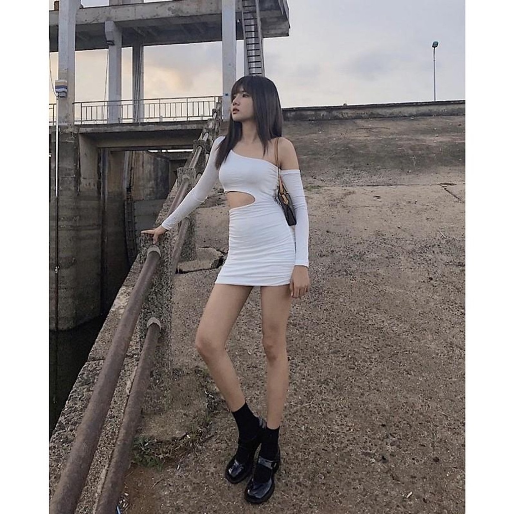 Đầm body tay dài khoét eo sành điệu