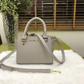 Túi xách Michael Kors