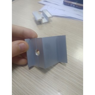 End clamp (kẹp cuối, kẹp biên)