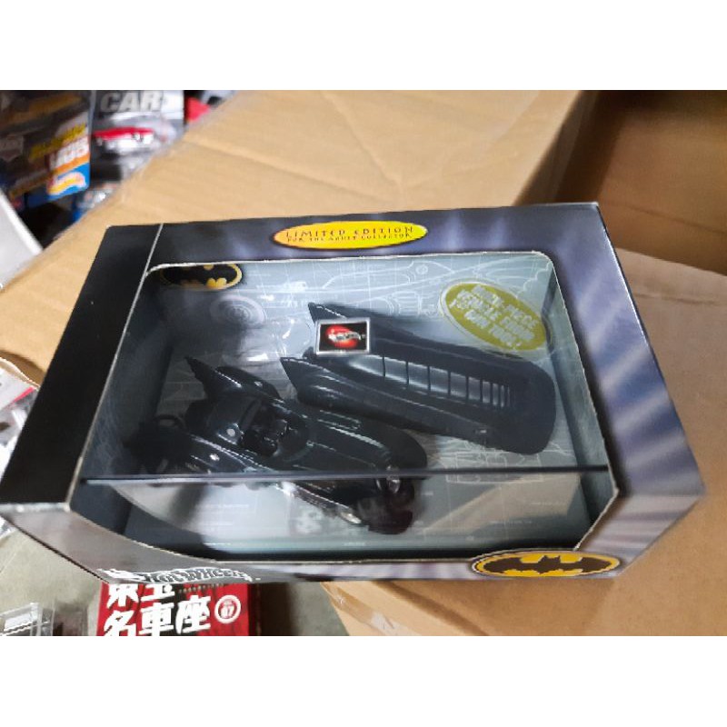 set 2 xe Hot Wheels 100% Batmobile,  hàng siêu hiếm