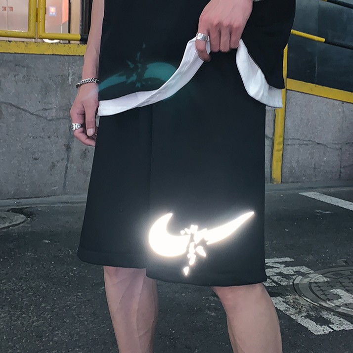 Quần đùi thể thao dáng rộng phản quang phong cách Hàn Quốc dành cho nam giới