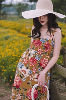 Đầm hoa dây đan chéo lưng