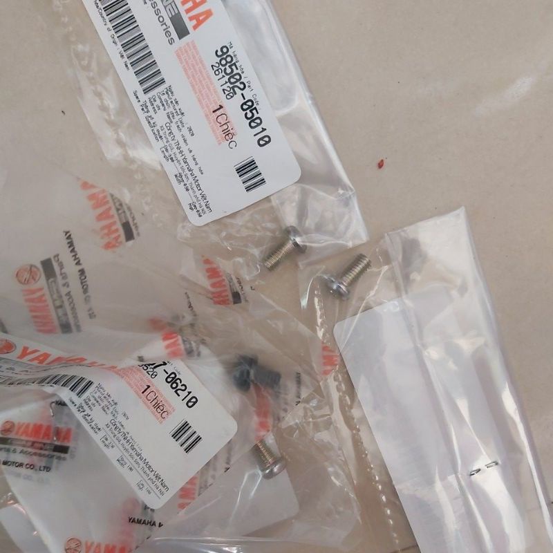 bộ ốc hộp xích sirius 110 zin 4 con