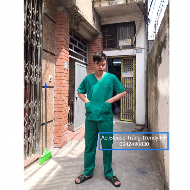 Bộ áo blouse phẫu thuật cổ tim bác sĩ nam màu Xanh Lá - áo đồng phục thẩm mỹ viện