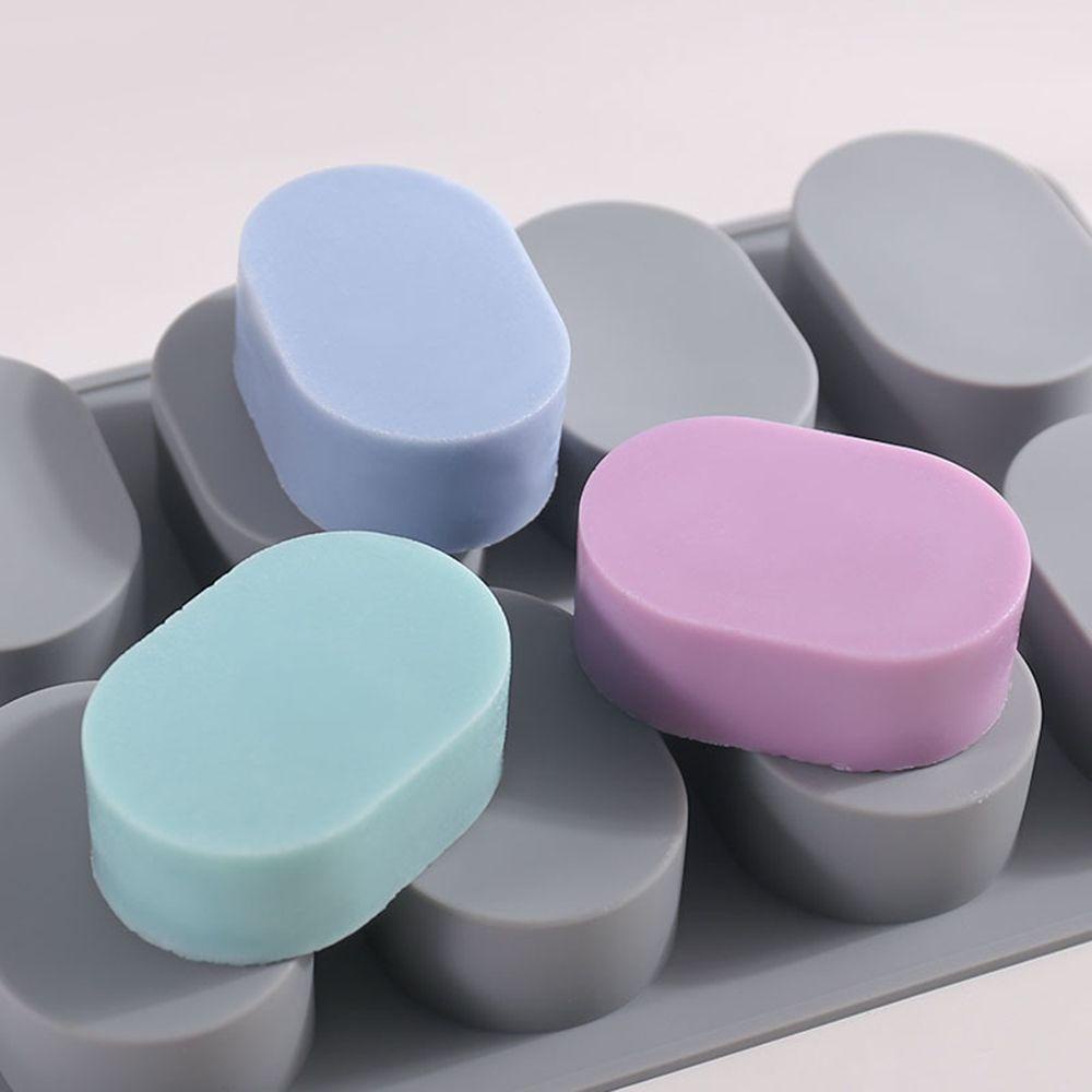 Khuôn Silicone 24 Ngăn Hình Oval Làm Xà Phòng Handmade DIY