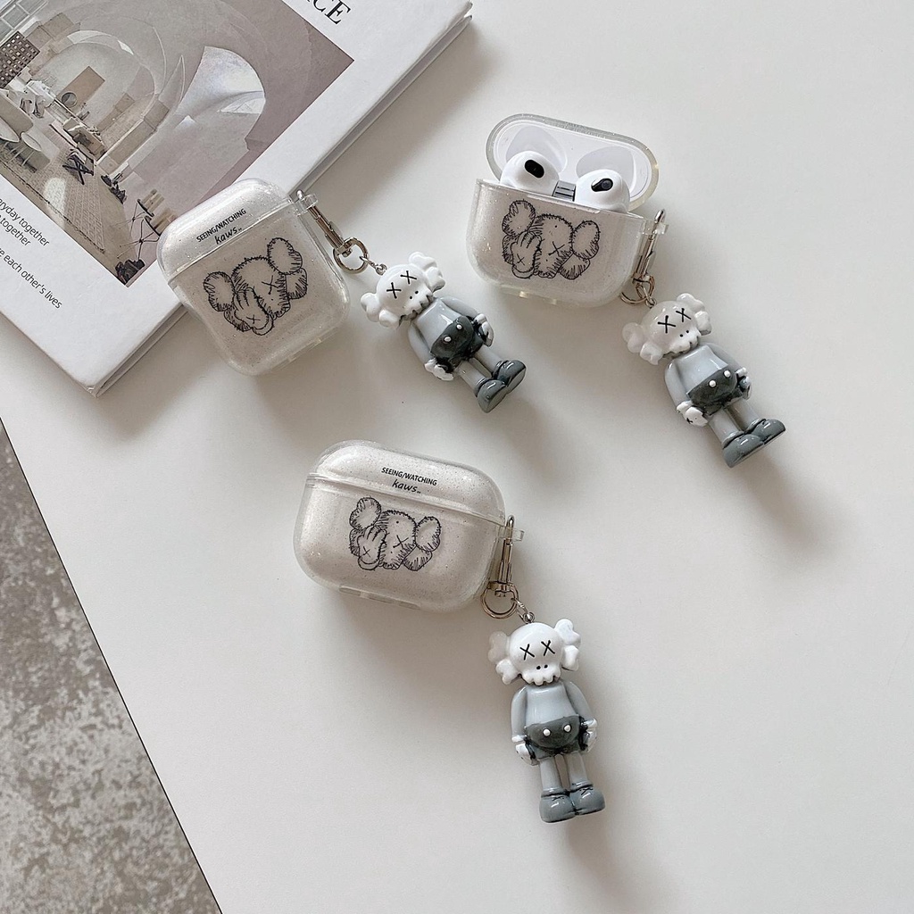 Vỏ Bảo Vệ Hộp Sạc Tai Nghe Airpods 1/2/pro 3 gen 3 Bằng Silicon Tpu Mềm Trong Suốt Phối Kim Tuyến Và Búp Bê Kaws Đơn Giản