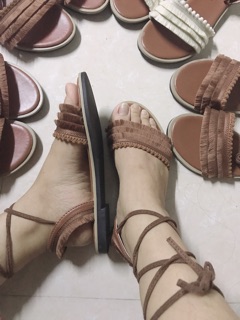 Sandal thổ cẩm buộc dây