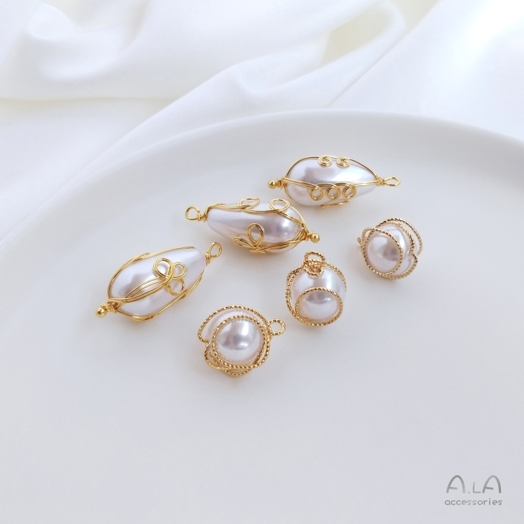 Mặt Dây Chuyền Hình Bông Hoa Màu Vàng 14K Diy