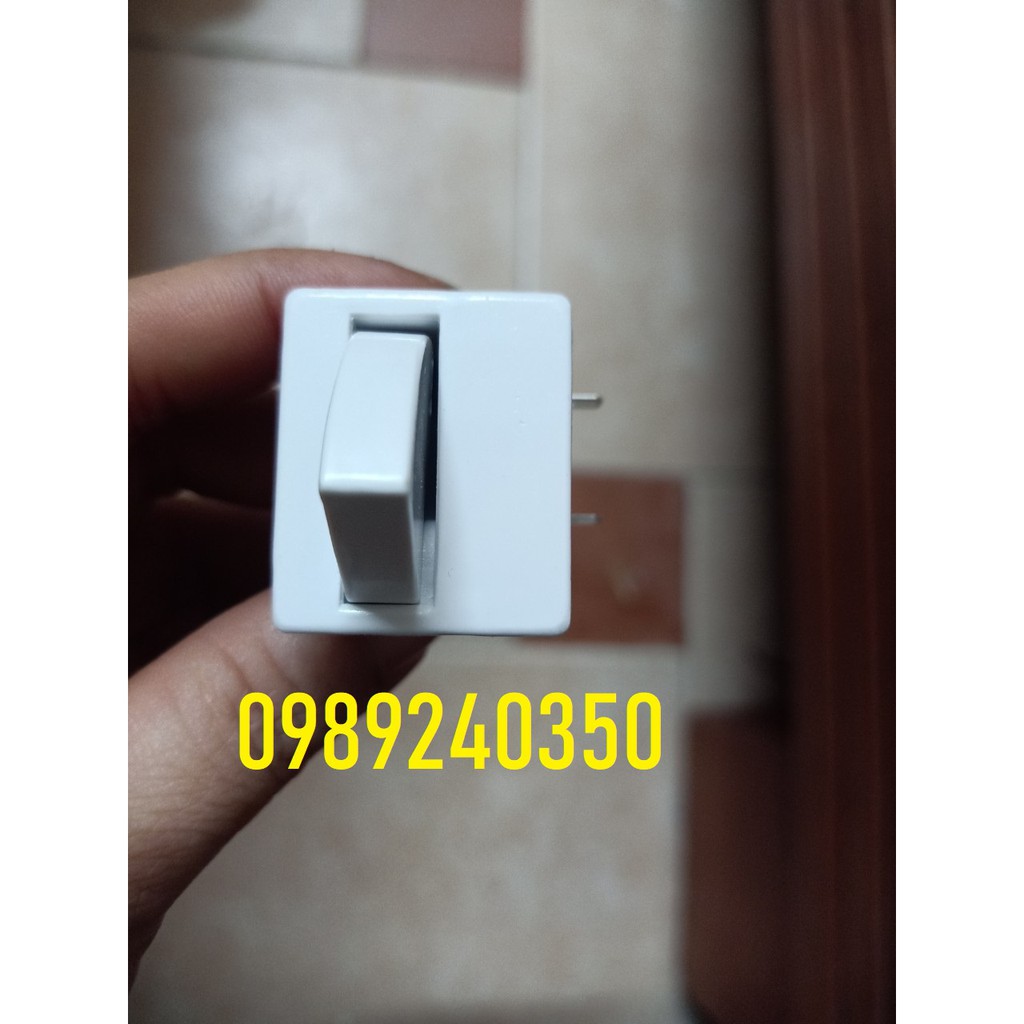 Công Tắc Đèn Cửa Tủ Lạnh 2 Chân