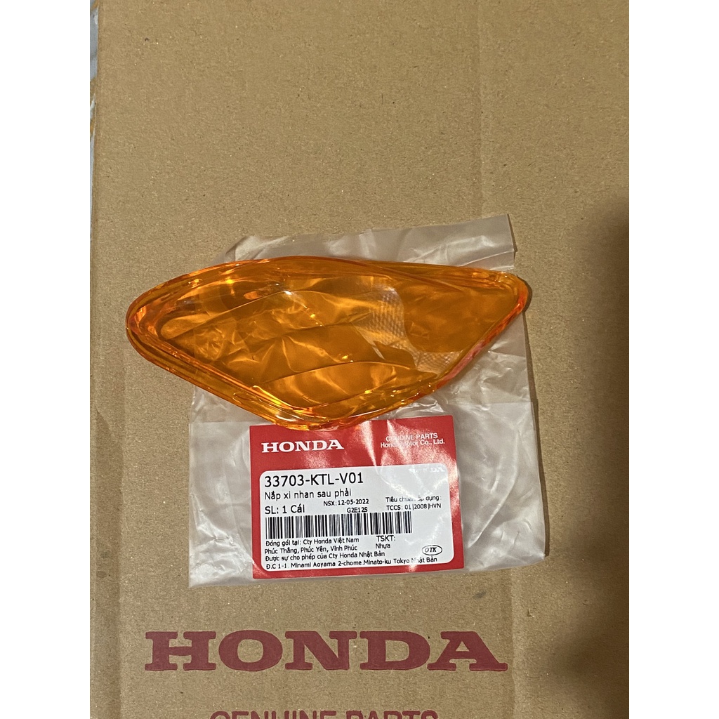 Nắp xi nhan sau bên phải HONDA WAVE A100, RS100 màu Vàng.