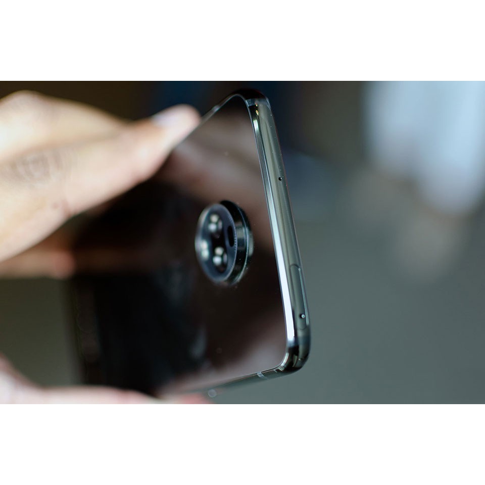 Điện Thoại Motorola Z3 Hỗ trợ mạng 5G || Chip Khủng Snap835 || Ram4G Rom 64GB || Mua hàng tại Playmobile | BigBuy360 - bigbuy360.vn