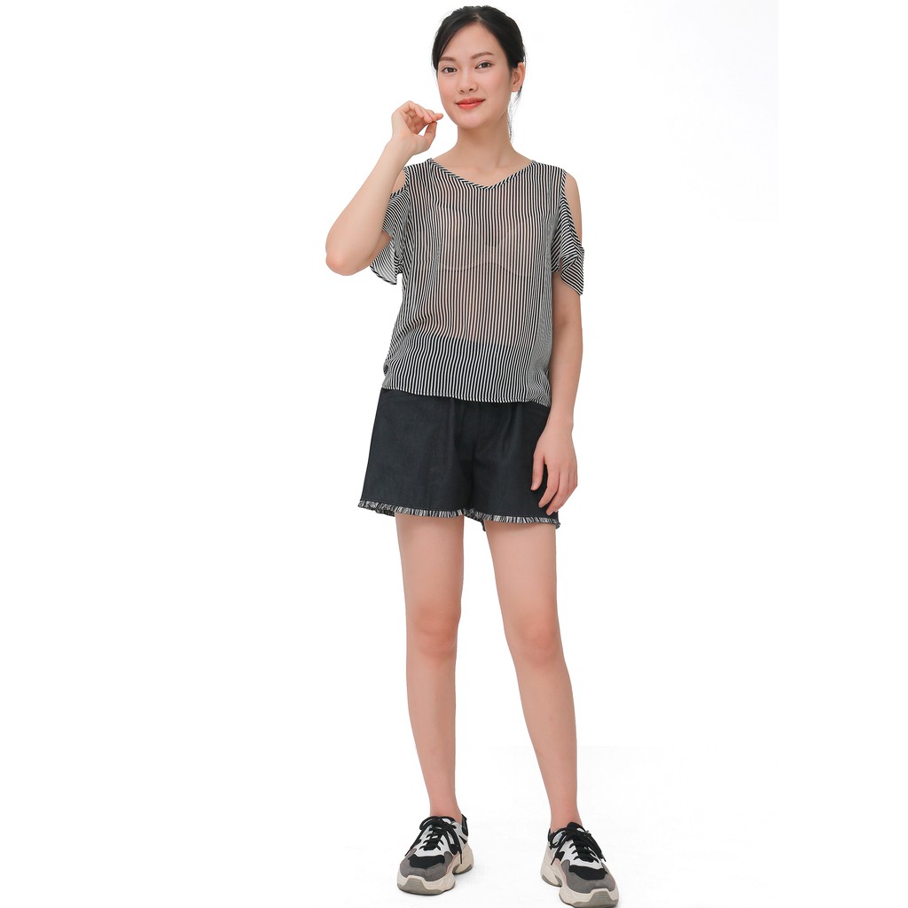 Áo nữ kiểu xuyên thấu kẻ đen NARSIS L9020