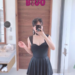 Bikini dáng liền kiểu váy