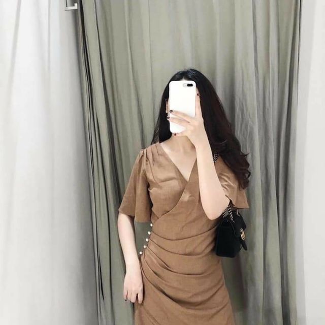 Váy xếp ly