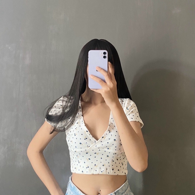 Áo croptop đắp chéo hoa nhí siêu sexy ( Kèm hình thật )