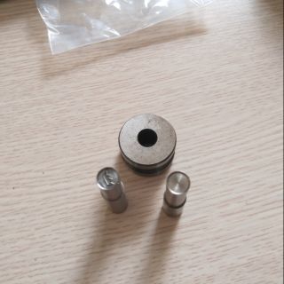 Khuôn dập viên máy dập viên 1 chày