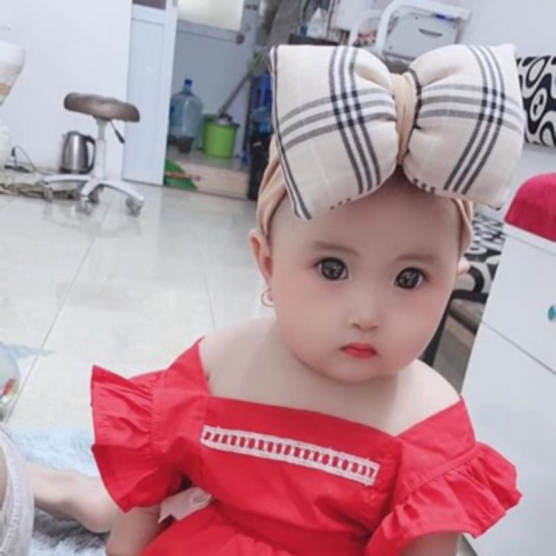 khách đặt áo 110k trên live