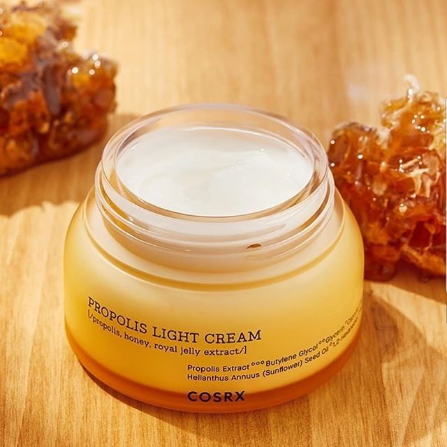 Kem dưỡng keo ong COSRX PROPOLIS LIGHT LIGHT CREAM