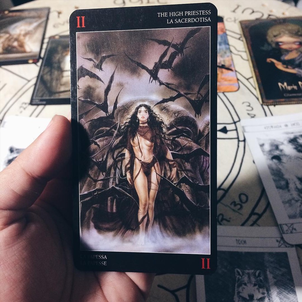 Bài Royo Dark Tarot Deck
