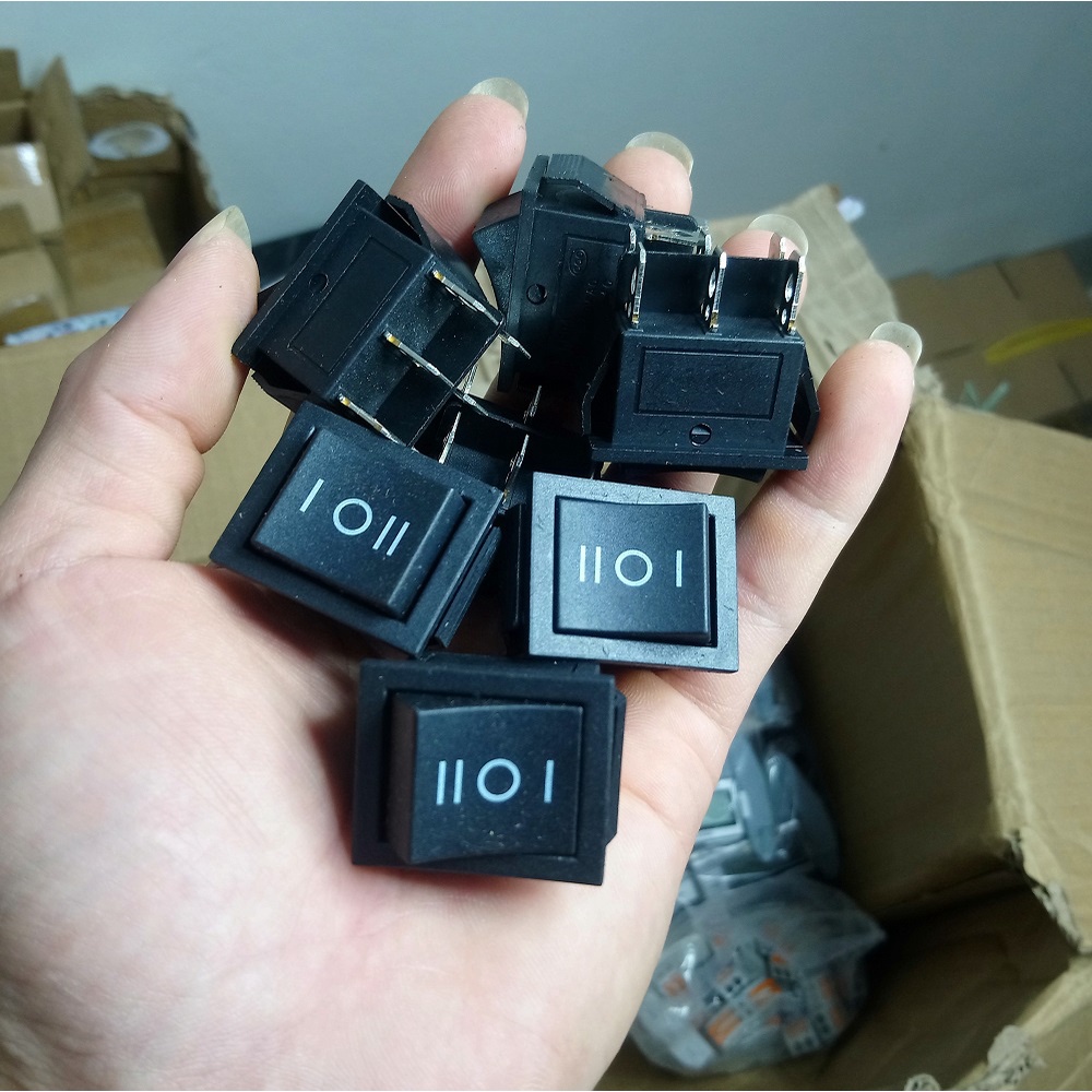 Công tắc 6 chân 3 trạng thái KCD - 502 10A 205V