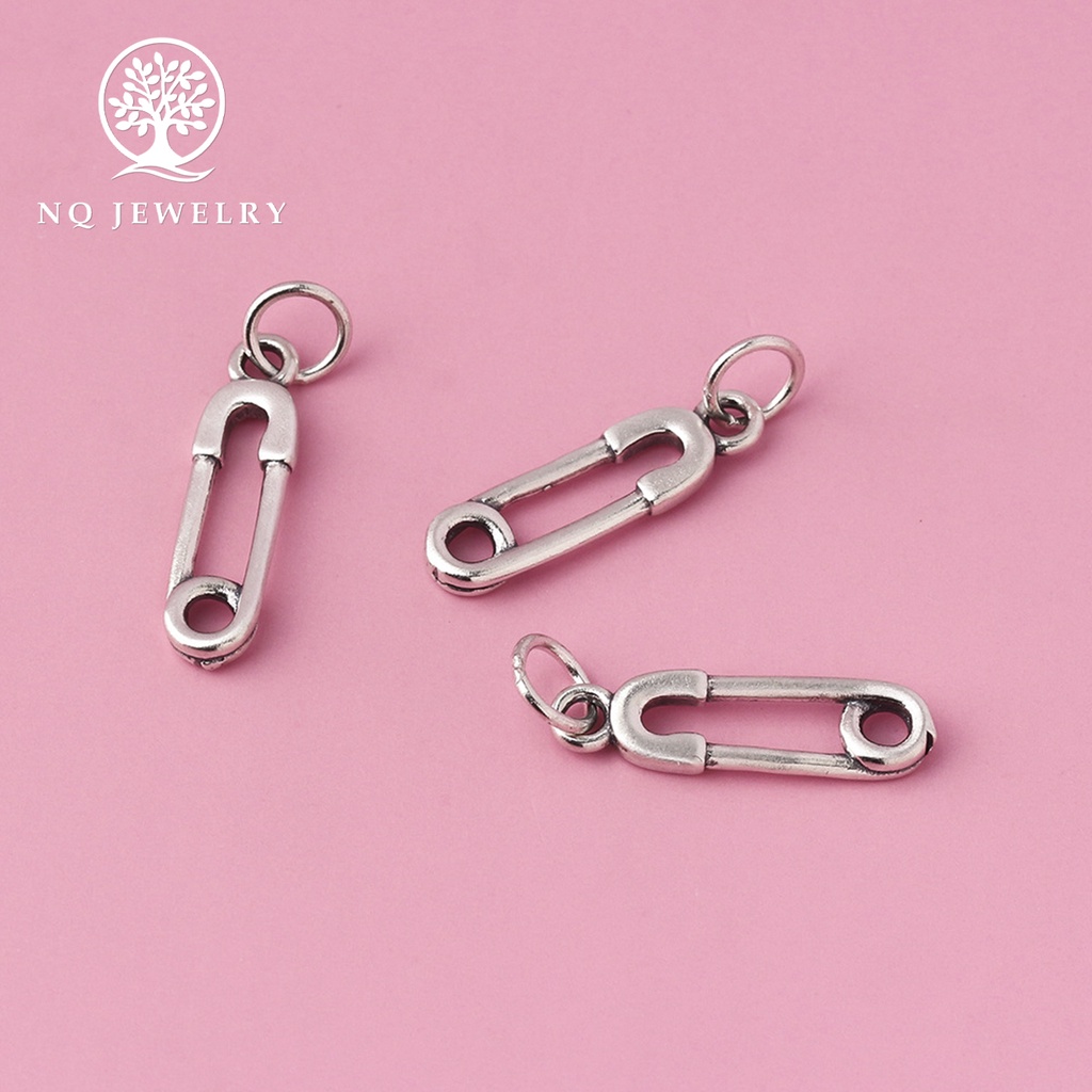 Charm bạc hình khóa treo - NQ Jewelry