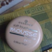 Phấn tươi Đức Essence Soft Touch Mousse