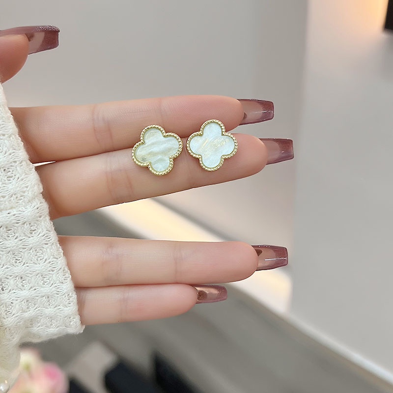 Khuyên tai kẹp không bấm lỗ chốt cố định K124 bằng hợp kim mạ vàng hình bông hoa dáng ngắn Leous Accessories