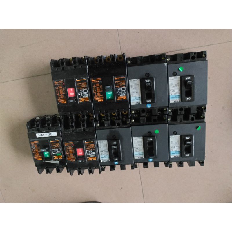 Át nhật bãi Fuji chống chập chống quá tải khối 30A 40A
