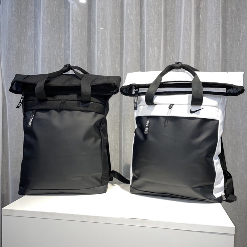 Balo nike quai xách ( ẢNH TỰ CHỤP )